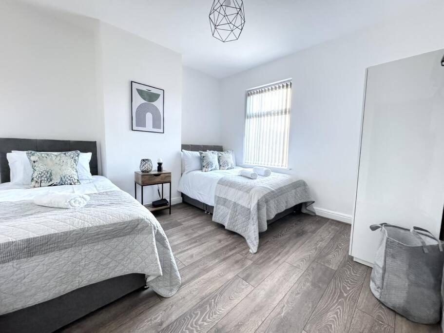 Stylish Home In York - Free Wifi & Parking - Close To Racecourse & City Centre المظهر الخارجي الصورة