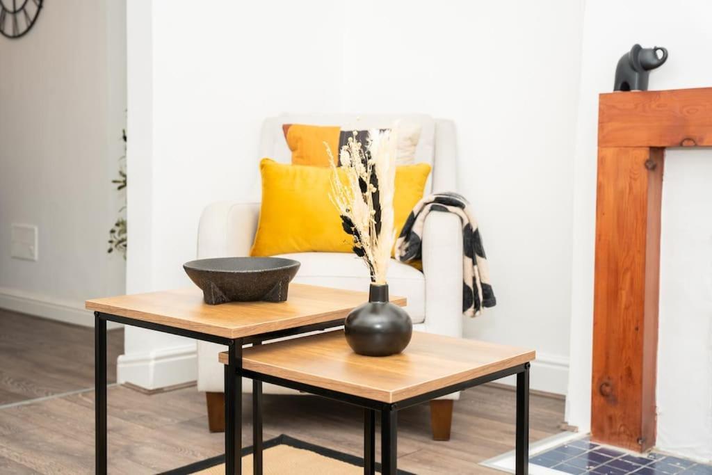 Stylish Home In York - Free Wifi & Parking - Close To Racecourse & City Centre المظهر الخارجي الصورة